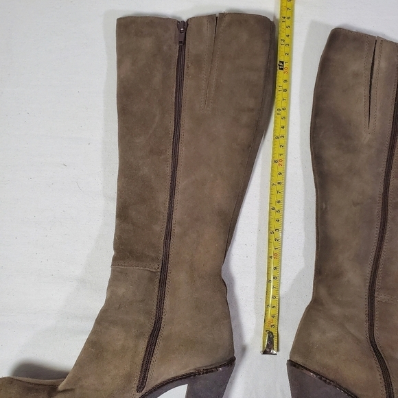 La Canadienne Suede Heeled Boots Size 6 Taupe Grey EU 36 - Picture 7 of 16